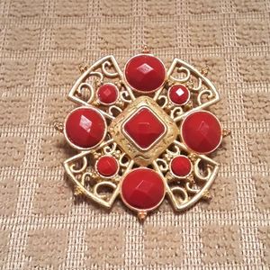 Elizabethan looking Brooch